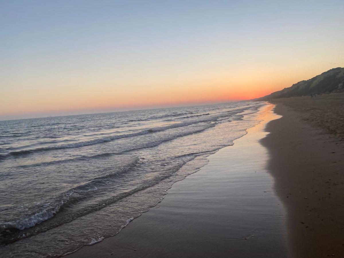 Apartamento Punta Umbria Junto A La Ria Kültér fotó